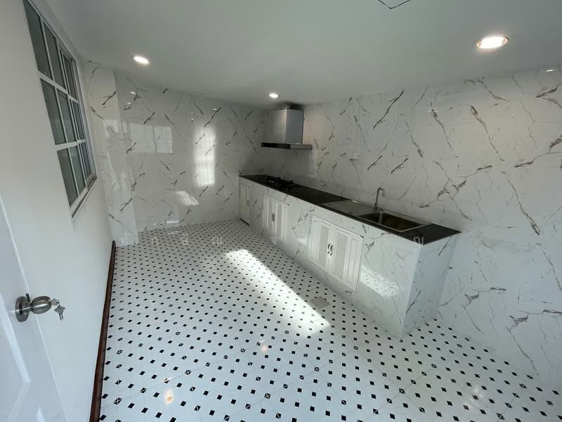 Park Rachavadee Rama 2, Bangkok, Rama 2 Road, Bangmot, Chom Thong, Bangkok, 3 Bedrooms, 160 sqm, Townhouse For Sale, by Taksin Chongcharoen, 500217963 - DDproperty.com