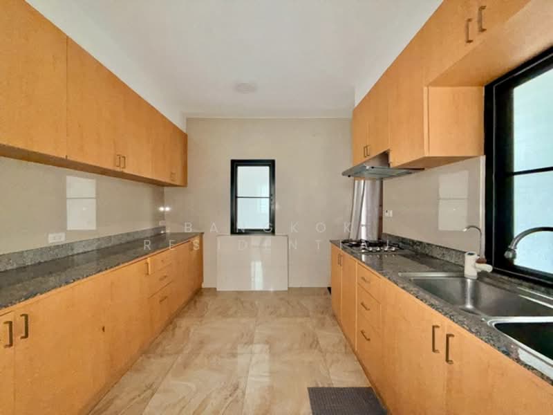 Noble House Ekkamai, Bangkok, Ekkamai 22, Khlong Tan Nua, Watthana, Bangkok, 4 Bedrooms, 400 sqm, Single Detached House For Rent, by Bangkok Residential, 500218002 - DDproperty.com