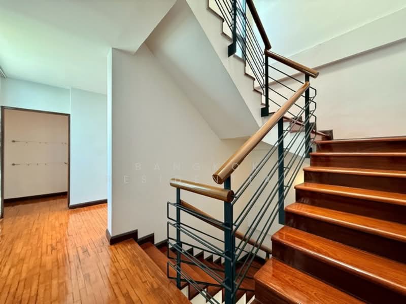 Noble House Ekkamai, Bangkok, Ekkamai 22, Khlong Tan Nua, Watthana, Bangkok, 4 Bedrooms, 400 sqm, Single Detached House For Rent, by Bangkok Residential, 500218002 - DDproperty.com