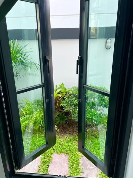 Maison Blanche – Sukhumvit 67, Bangkok, 59 Soi Sukhumvit 67, Phra Kanong Nua, Watthana, Bangkok, 4 Bedrooms, 368 sqm, Single Detached House For Rent, by Pavana Sirikogar, 500218006 - DDproperty.com