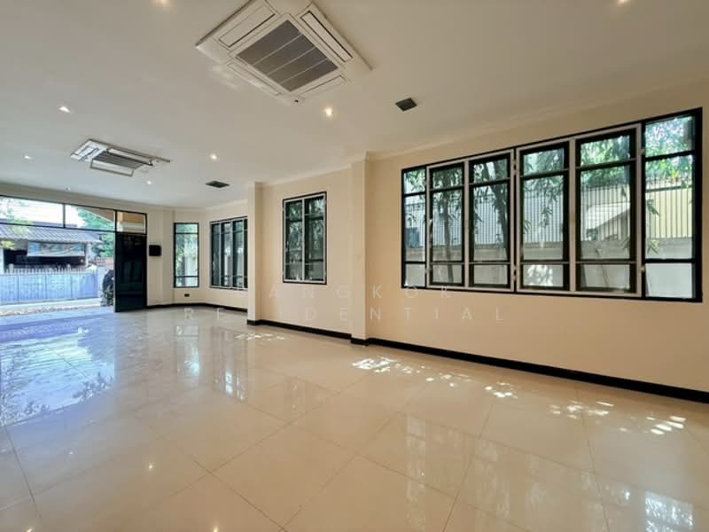 Detached House, กรุงเทพ, Sukhumvit 63, คลองตันเหนือ, วัฒนา, กรุงเทพ, 250 ตร.ม., บ้านเดี่ยว ให้เช่า, โดย Bangkok Residential, 500218019 - DDproperty.com