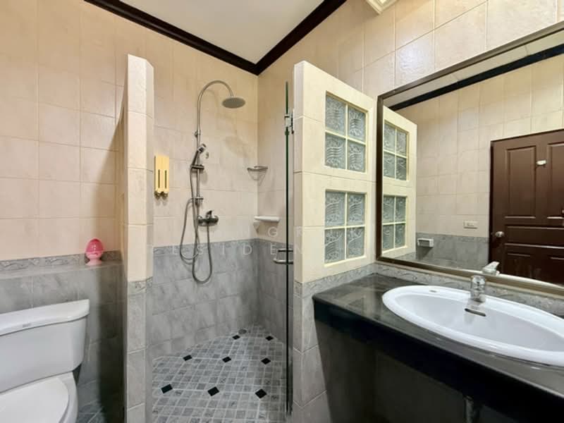 Detached House, Bangkok, Sukhumvit 63, Khlong Tan Nua, Watthana, Bangkok, 4 Bedrooms, 250 sqm, Single Detached House For Rent, by Bangkok Residential, 500218019 - DDproperty.com