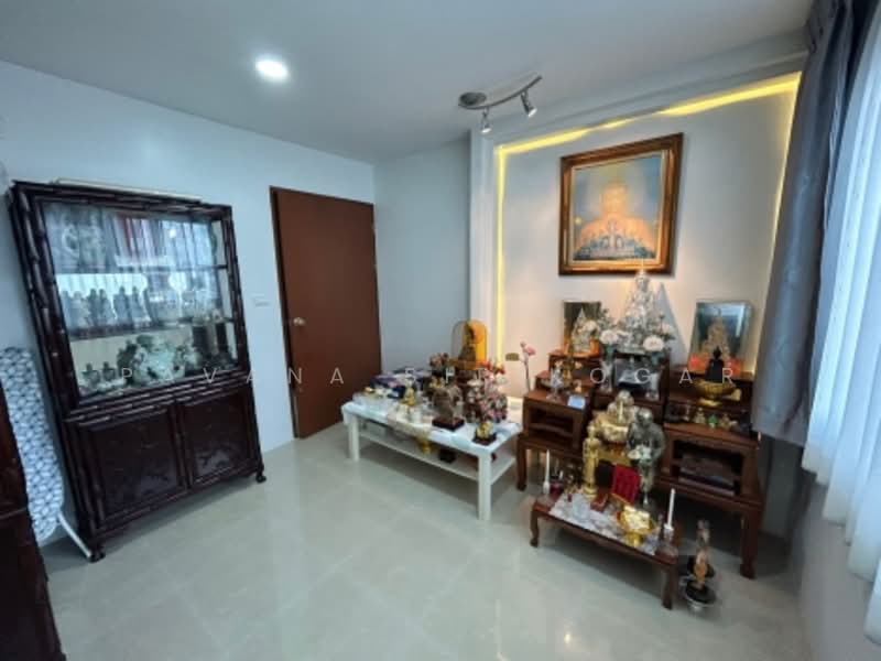 Witthayu Complex, Bangkok, 1673 New Petchaburi Road, Makkasan, Ratchathewi, Bangkok, 2 Bedrooms, 64 sqm, Condo For Rent, by Pavana Sirikogar, 500218027 - DDproperty.com