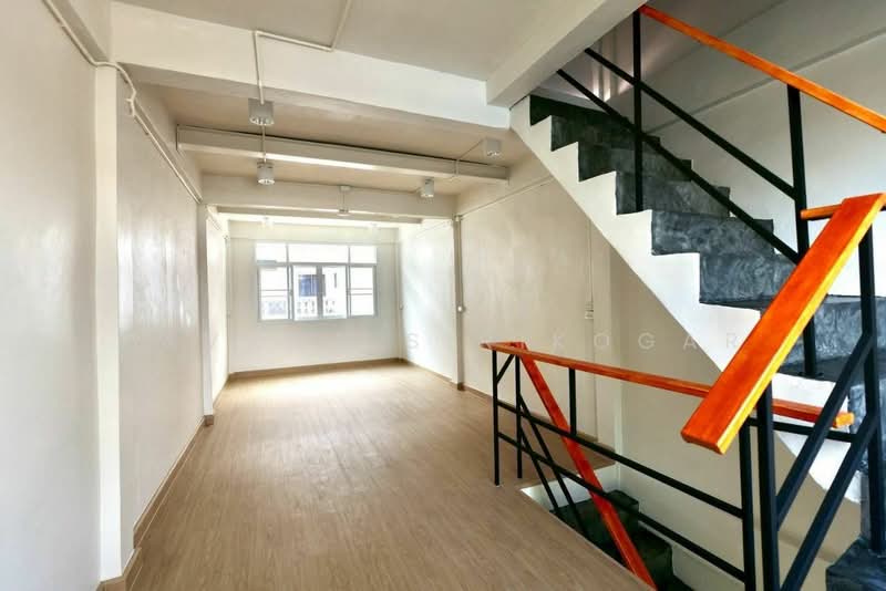 4-BR Townhouse, Bangkok, Yan Nawa, Sathon, Bangkok, 4 Bedrooms, 180 sqm, Townhouse For Rent, by Pavana Sirikogar, 500218055 - DDproperty.com