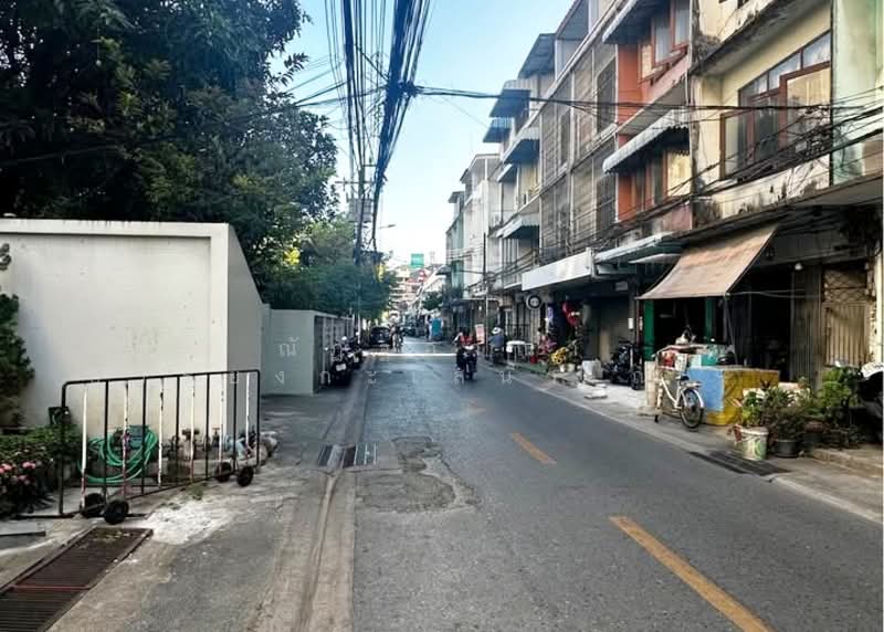 คลองเตย, Bangkok, พระราม4, Phra Kanong, Khlong Toei, Bangkok, , 150 sqm, Shophouse For Sale, by ณัฏฐ์อาณา บรรยงกะเสนา ณ อยุธยา, 500218075 - DDproperty.com