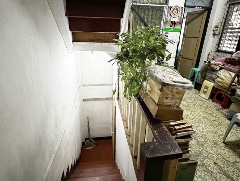 ขาย - คลองเตย, กรุงเทพ