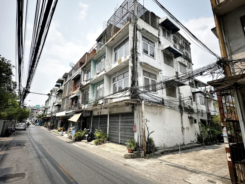 ขาย - คลองเตย, กรุงเทพ