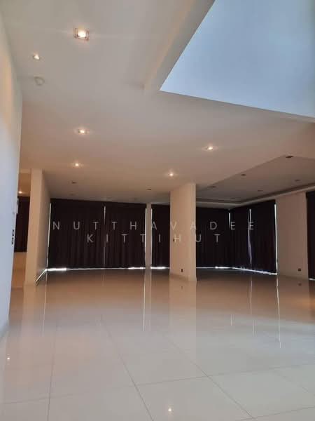 Perfect Place Ramkhamhaeng 164, Bangkok, Soi Ramkhamhaeng 164, Saphan Sung, Saphan Sung, Bangkok, 5 Bedrooms, 528 sqm, Single Detached House For Sale, by Nutthavadee Kittihut, 500218119 - DDproperty.com