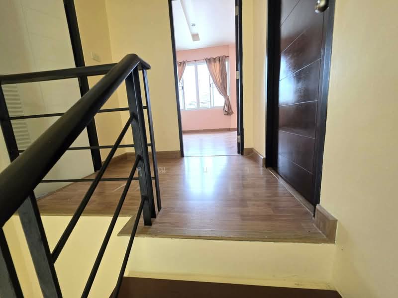 ราคาดีที่สุดในพัทยา!!!ขายบ้าน 2 ชั้น หมู่บ้านฟลอเรสต้า 9 (แหลมฉบัง)ถ. ทุ่งกราด, Chon Buri (Pattaya), ถ. ทุ่งกราด, Bang Lamung, Bang Lamung (Pattaya), Chon Buri (Pattaya), 3 Bedrooms, 82 sqm, Single Detached House For Sale, by คุณรินดา, 500218172 - DDproperty.com