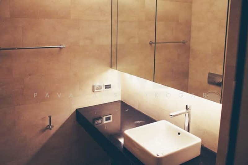 Saladaeng Residences, Bangkok, 29/1 North Sathorn Road, Silom, Bang Rak, Bangkok, 1 Bedroom, 77 sqm, Condo For Rent, by Pavana Sirikogar, 500218186 - DDproperty.com