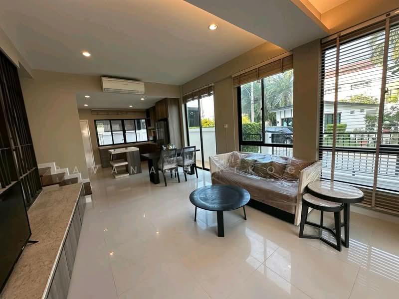Bless Town Sukhumvit 50, Bangkok, Sukhumvit 50 Road, Phra Kanong, Khlong Toei, Bangkok, 3 Bedrooms, 140 sqm, Townhouse For Rent, by Pavana Sirikogar, 500218196 - DDproperty.com