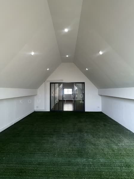 ขาย / ให้เช่าทาวน์โฮม 4 ชั้นเดอะลอฟท์ บาย ไอ-เซน ลาดพร้าว 71 พร้อมเข้าอยู่ ทำเลดีใกล้ Central, กรุงเทพ, ลาดพร้าว, ลาดพร้าว, กรุงเทพ, 85 ตร.ม., ทาวน์เฮ้าส์ ขาย, โดย Jutanon Komoottanaruk, 500218234 - DDproperty.com