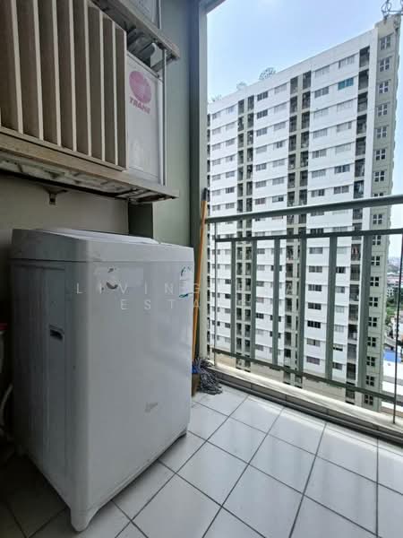 Lumpini Condo Town Ramintra-Navamin, Bangkok, Soi Ramindhra 78, Nawamin Road - Ramintra Road, Ram Inthra, Khan Na Yao, Bangkok, 1 Bedroom, 25 sqm, Condo For Rent, by Living Real Estates, 500218247 - DDproperty.com