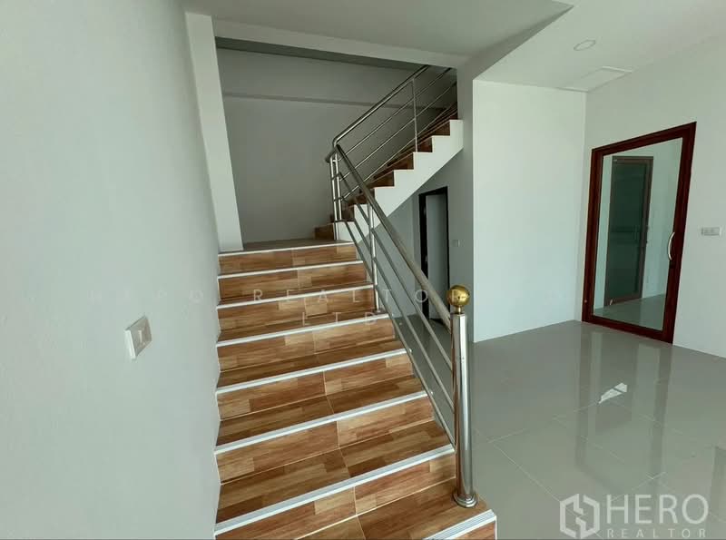 For sale Factory 898 sqm in Bang Krachao Samut Sakhon HRE00511, Samut Sakhon, Bang Krachao, Muang Samut Sakhon, Samut Sakhon, , 898 sqm, Warehouse/Factory For Sale, by Hero Realtor Co., Ltd., 500218274 - DDproperty.com