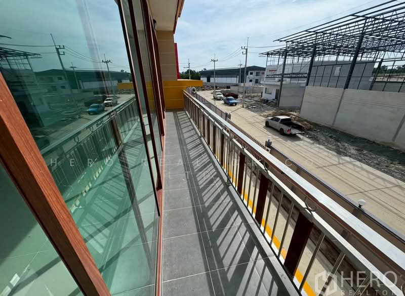 ขาย - For sale Factory 898 sqm in Bang Krachao Samut Sakhon HRE00511, สมุทรสาคร