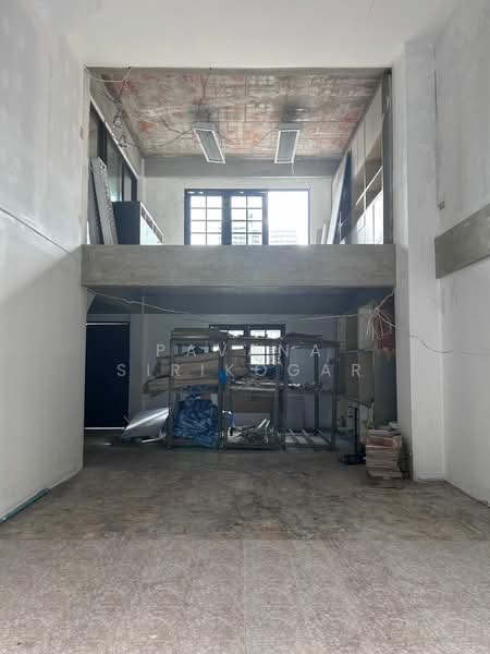 undefined, Bangkok, Khlong Tan Nua, Watthana, Bangkok, 5 Bedrooms, 230 sqm, Townhouse For Rent, by Pavana Sirikogar, 500218288 - DDproperty.com