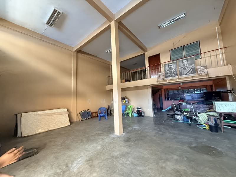 ขาย - ขายอาคารพาณิชย์ 2 คูหา ตลาดท่ายาง ทำเลทองค้าขาย เปิดร้านปัง ลูกค้าแน่น เหมาะลงทุนระยะยาว, เพชรบุรี