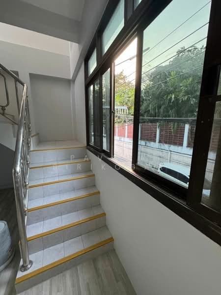 ให้เช่า - undefined, กรุงเทพ