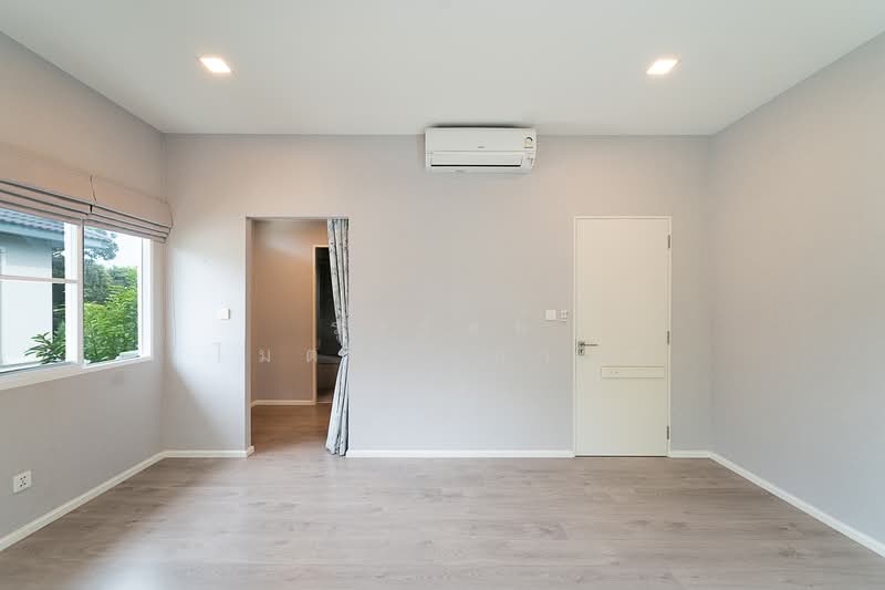 Mantana Ratchaphruek-Nakorn In, Nonthaburi, 90 Bang Kruai - Sai Noi Rd, Bang Len, Bang Yai, Nonthaburi, 4 Bedrooms, 185 sqm, Single Detached House For Sale, by Roongrat Maitreejittawon, 500218368 - DDproperty.com