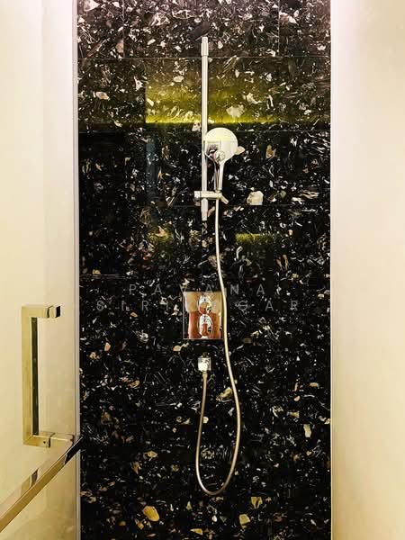 BEATNIQ Sukhumvit 32, Bangkok, Soi Sukhumvit 32, Sukhumvit Road, Khong Tan, Khlong Toei, Bangkok, 1 Bedroom, 44 sqm, Condo For Rent, by Pavana Sirikogar, 500218461 - DDproperty.com