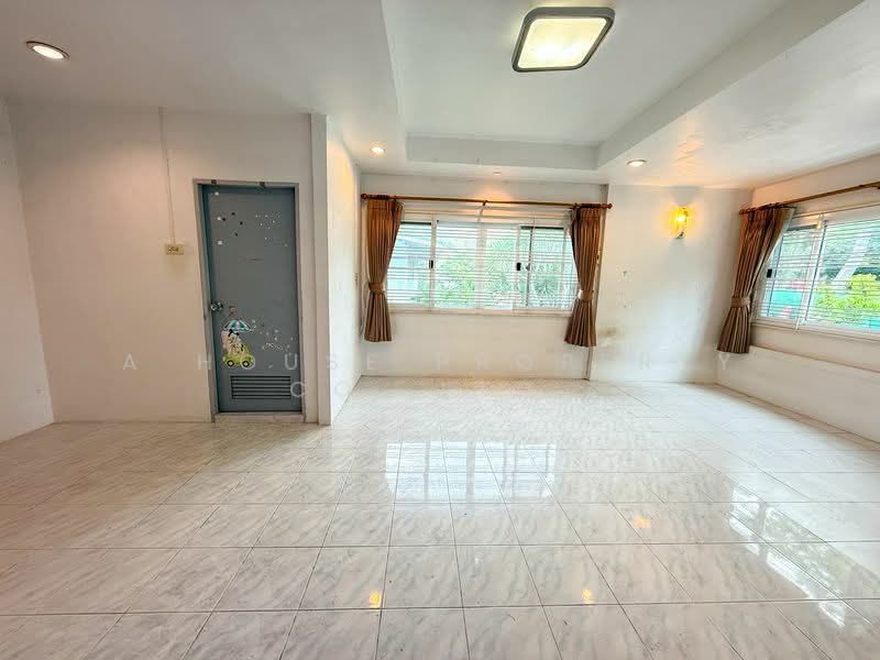 Single house near Thai Oil, Bang Phra, Sriracha - Special price., Chon Buri (Pattaya), Bang Phra, Si Racha, Chon Buri (Pattaya), 3 Bedrooms, 160 sqm, Single Detached House For Sale, by A House Property Co.,Ltd., 500218492 - DDproperty.com