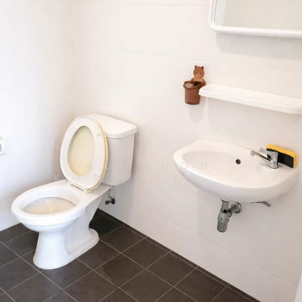 ขายหอพัก 4 ชั้น บางแสน พรธนาทาวน์โฮม ใกล้เซ็นทรัล-โรบินสัน พร้อมรายได้ทันที 3.6 ล้าน, ชลบุรี, แสนสุข, เมืองชลบุรี, ชลบุรี, 952 ตร.ม., กิจการ ขาย, โดย Jutanon Komoottanaruk, 500218520 - DDproperty.com