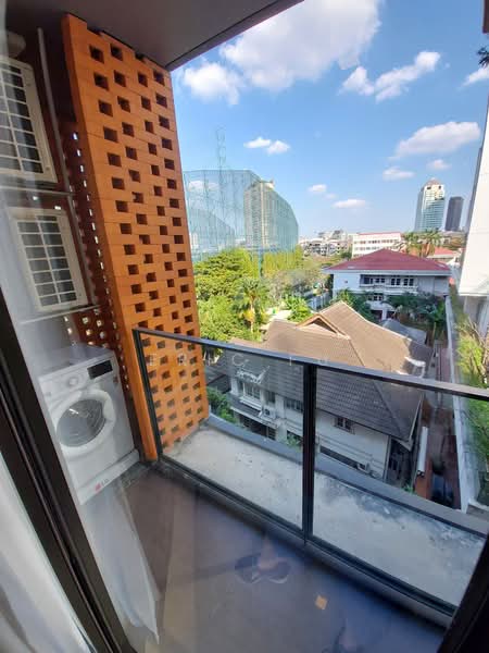 Quintara Treehaus Sukhumvit 42, Bangkok, Soi Bar Bose 2, Sukhumvit 42, Phra Kanong, Khlong Toei, Bangkok, 1 Bedroom, 33 sqm, Condo For Rent, by Eric Fu, 500218549 - DDproperty.com