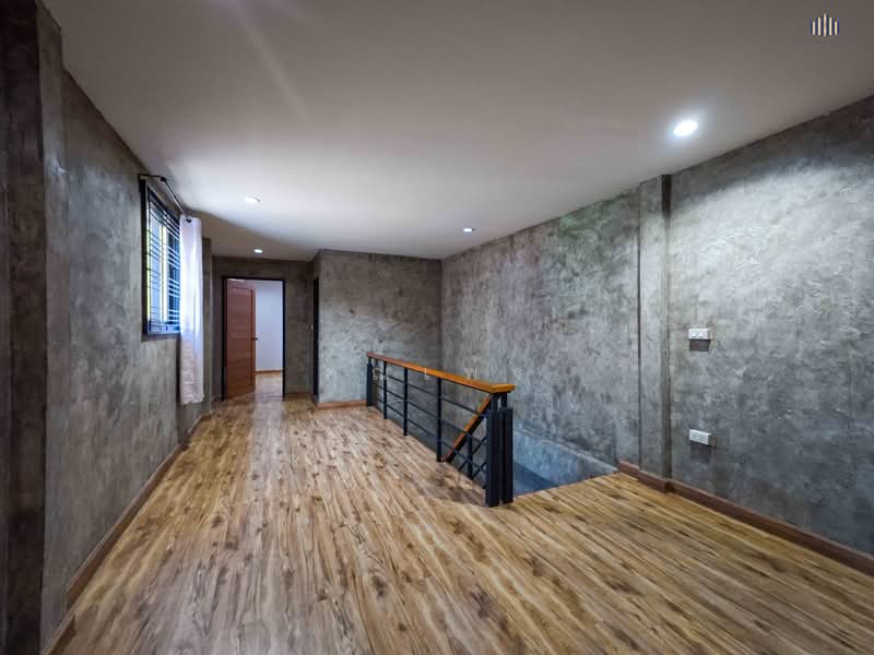 บ้านใจกลางรัชดาทำเลหายาก ใกล้ MRT สถานีห้วยขวาง ใช้ชีวิตเมืองได้เต็มที่ !! ขายถูกบ้านขนาด 28 ตร.วา, กรุงเทพ, รัชดาภิเษก 13, ดินแดง, ดินแดง, กรุงเทพ, 180 ตร.ม., บ้านเดี่ยว ขาย, โดย คุณเพ้ง, 500218577 - DDproperty.com