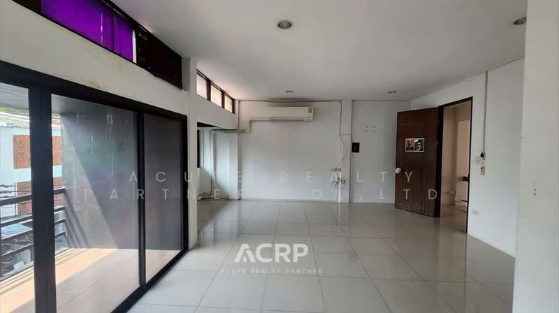 ให้เช่า โฮมออฟฟิศ หมู่บ้าน อารี ทาวน์เฮ้าส์ สุขุมวิท 26 ใกล้ BTS พร้อมพงษ์, กรุงเทพ, คลองตัน, คลองเตย, กรุงเทพ, 250 ตร.ม., ทาวน์เฮ้าส์ ให้เช่า, โดย Acute Realty Partner Co.,Ltd., 500218607 - DDproperty.com