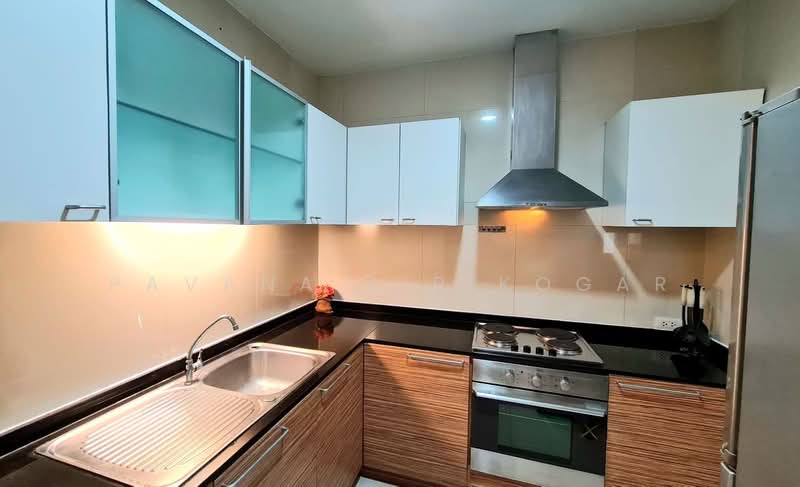 Piyathip Place, Bangkok, 24 Soi Prommitr, Khlong Tan Nua, Watthana, Bangkok, 2 Bedrooms, 160 sqm, Apartment For Rent, by Pavana Sirikogar, 500218628 - DDproperty.com