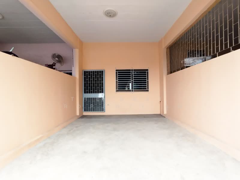 ทาวน์เฮ้าส์กระทุ่มแบน สมุทรสาคร, Samut Sakhon, Om Noi, Krathum Baen, Samut Sakhon, 2 Bedrooms, 100 sqm, Townhouse For Sale, by The Best Property นุต, 500218630 - DDproperty.com
