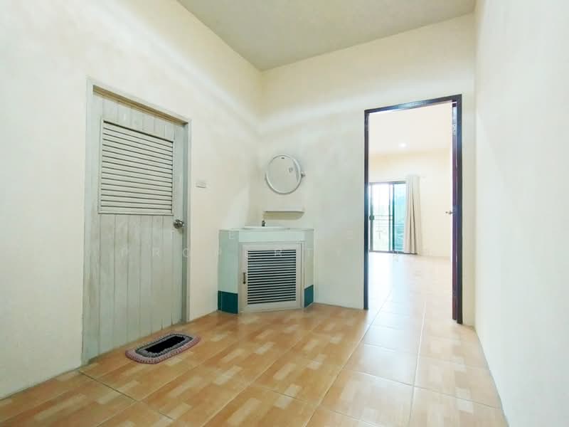 ทาวน์เฮ้าส์กระทุ่มแบน สมุทรสาคร, Samut Sakhon, Om Noi, Krathum Baen, Samut Sakhon, 2 Bedrooms, 100 sqm, Townhouse For Sale, by The Best Property นุต, 500218630 - DDproperty.com