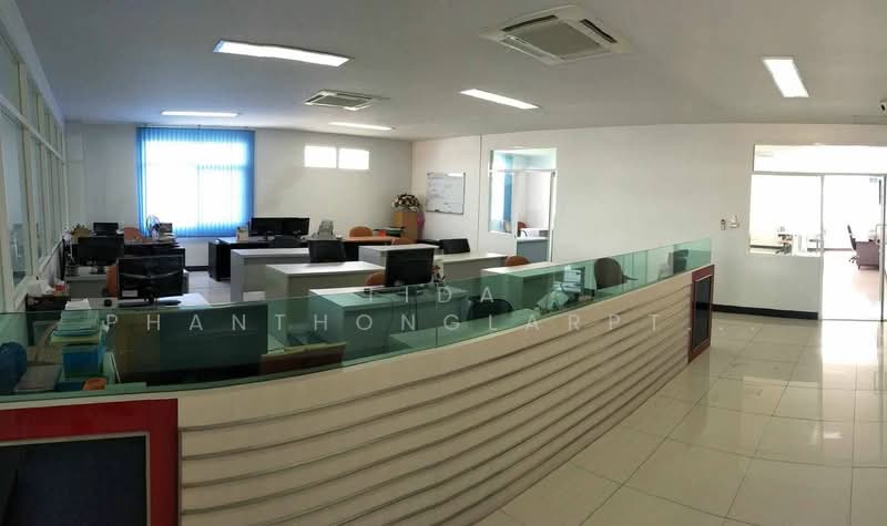 ให้เช่า - ให้เช่า ขาย อาคารสำนักงาน 3 ชั้น เสรีไทย ใกล้สถานีรถไฟฟ้าเดอะมอลล์ บางกะปิ, กรุงเทพ