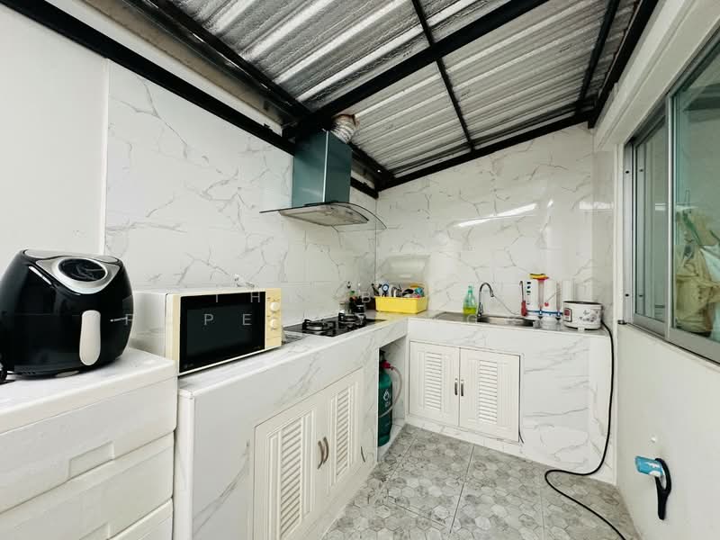 Baan Pruksa 84/2 Phetkasem 63, Bangkok, Soi Mooban Baan Pruksa 84, Phetkasem 63-Wongwaen, Bang Khae District, Bangkok, Bang Khae, Bang Khae, Bangkok, 3 Bedrooms, 1,001 sqm, Townhouse For Sale, by The Best Property Agent ตาล, 500218675 - DDproperty.com