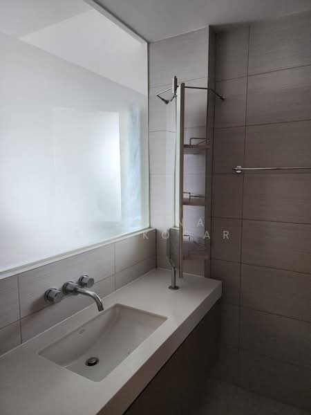 Siri At Sukhumvit, Bangkok, 902 Sukhumvit Road, Phra Kanong, Khlong Toei, Bangkok, 1 Bedroom, 52 sqm, Condo For Rent, by Pavana Sirikogar, 500218680 - DDproperty.com