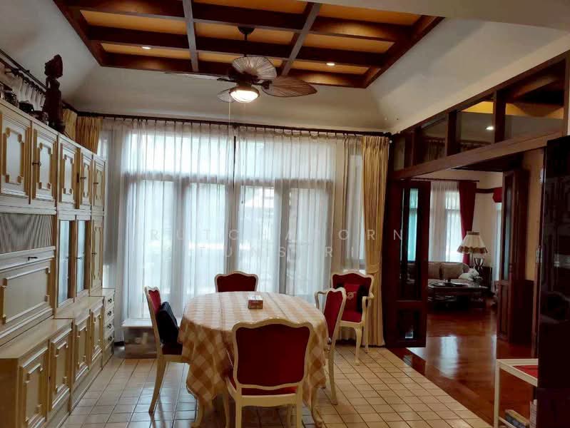 บ้านในโครงการ ให้เช่า – ใกล้บิ๊กซีแม่เหียะ เพียง 10 นาที ค่าเช่า 60,000 บาท / เดือน No.9H1029, Chiang Mai, San Phak Wan, Hang Dong, Chiang Mai, 6 Bedrooms, 200 sqm, Single Detached House For Rent, by Rutchaporn Tunsiri, 500218700 - DDproperty.com