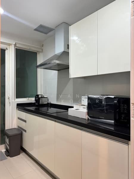 Siri Residence, Bangkok, 21 Soi Sukhumvit 24, Khong Tan, Khlong Toei, Bangkok, 2 Bedrooms, 87 sqm, Condo For Rent, by Pavana Sirikogar, 500218739 - DDproperty.com