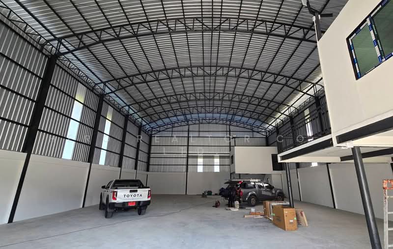 For Rent Warehouse with Office 900 sqm in Bang Lamung, Chon Buri BRE11867, ชลบุรี, บางละมุง, บางละมุง, ชลบุรี, 1,231 ตร.ม., โกดัง-โรงงาน ให้เช่า, โดย Hero Realtor Co., Ltd., 500218741 - DDproperty.com