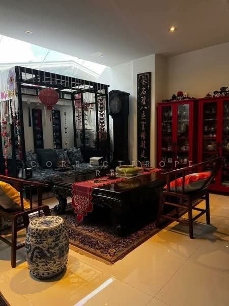 ให้เช่าทาวน์เฮ้าส์ปรับปรุงใหม่ สุขุมวิท 71 ( ปรีดี 14 แยก 3 ), Bangkok, Phra Kanong Nua, Watthana, Bangkok, 4 Bedrooms, 250 sqm, Townhouse For Rent, by CorrectProperty, 500218744 - DDproperty.com