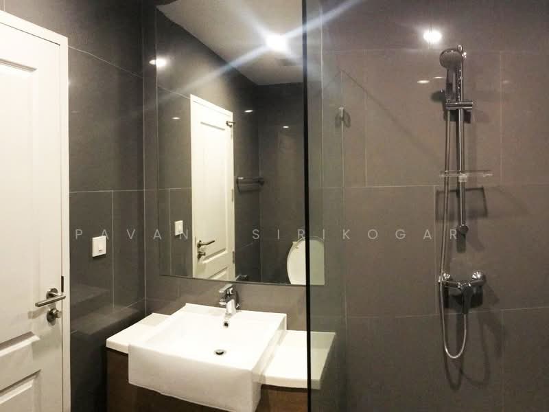 Noble Revo Silom, Bangkok, 88 Soi Surasak Surasak Road, Silom, Bang Rak, Bangkok, Studio, 34 sqm, Condo For Rent, by Pavana Sirikogar, 500218772 - DDproperty.com