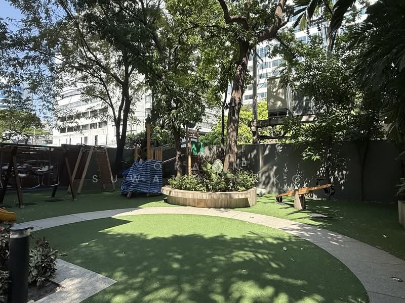 Domus 18, Bangkok, Soi Sukhumvit 18, Khlong Toei, Khlong Toei, Bangkok, 3 Bedrooms, 250 sqm, Condo For Rent, by Oraon Suwanmongko, 500218836 - DDproperty.com