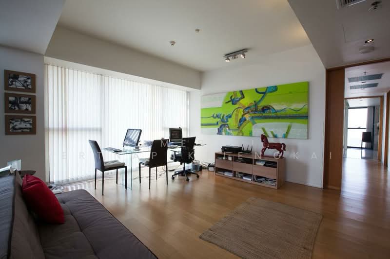 The Met Sathorn, Bangkok, 123 South Sathorn Road, Thung Maha Mek, Sathon, Bangkok, 4 Bedrooms, 548 sqm, Condo For Sale, by Samerjai Lertnapakriengkai, 500218842 - DDproperty.com