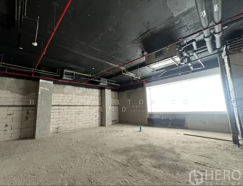 For rent Retail Space 134 sqm in Lumphini Pathum Wan BTS Chitlom Bangkok HRE00518, Bangkok, Lumphini, Pathum Wan, Bangkok, , 134 sqm, Retail Space For Rent, by Hero Realtor Co., Ltd., 500218870 - DDproperty.com