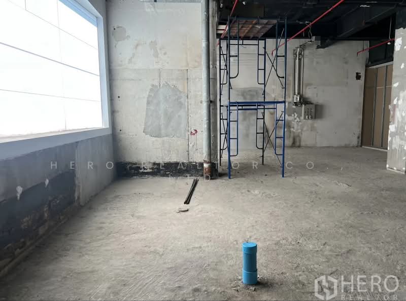 For rent Retail Space 134 sqm in Lumphini Pathum Wan BTS Chitlom Bangkok HRE00518, Bangkok, Lumphini, Pathum Wan, Bangkok, , 134 sqm, Retail Space For Rent, by Hero Realtor Co., Ltd., 500218870 - DDproperty.com