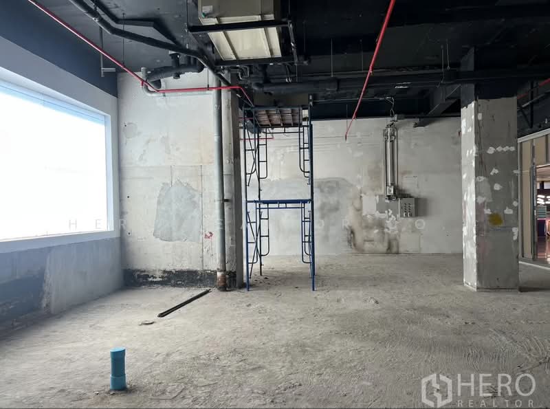 For rent Retail Space 134 sqm in Lumphini Pathum Wan BTS Chitlom Bangkok HRE00518, Bangkok, Lumphini, Pathum Wan, Bangkok, , 134 sqm, Retail Space For Rent, by Hero Realtor Co., Ltd., 500218870 - DDproperty.com