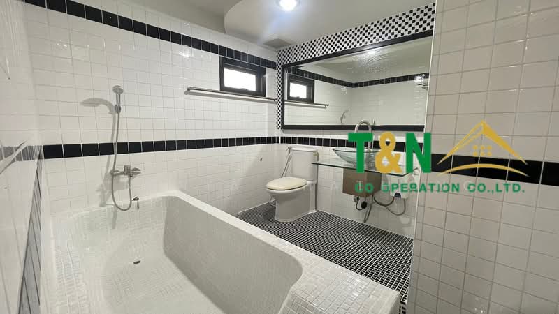 บ้านเดี่ยว 103 ตารางวา ซอยนวมินทร์ 83, Bangkok, Khlong Kum, Bueng Kum, Bangkok, 4 Bedrooms, 360 sqm, Single Detached House For Sale, by MANANYA PHATHONG, 500218877 - DDproperty.com