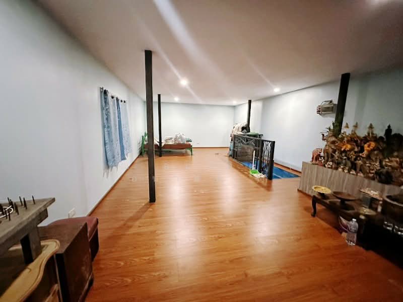 ขาย - บ้านเดี่ยว เคหะร่มเกล้า 27 ลาดกระบัง หน้าบ้านไม่ชนใคร, กรุงเทพ