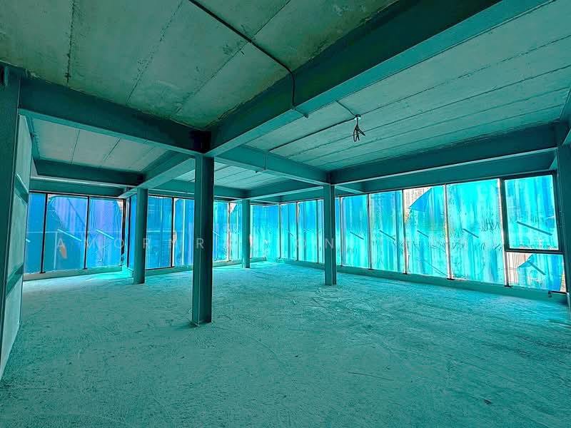 ให้เช่า - พื้นที่ร้านค้า, กรุงเทพ