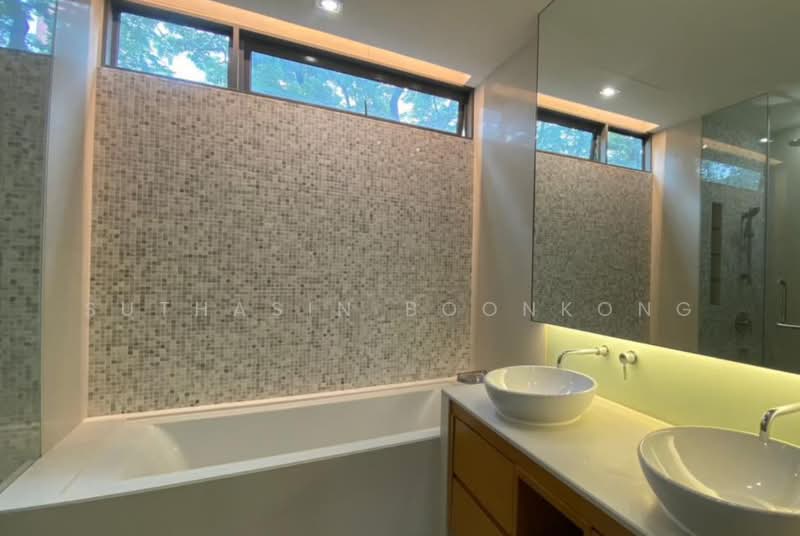 Domus 18, Bangkok, Soi Sukhumvit 18, Khlong Toei, Khlong Toei, Bangkok, 3 Bedrooms, 250 sqm, Condo For Rent, by Suthasin Boonkong, 500218974 - DDproperty.com