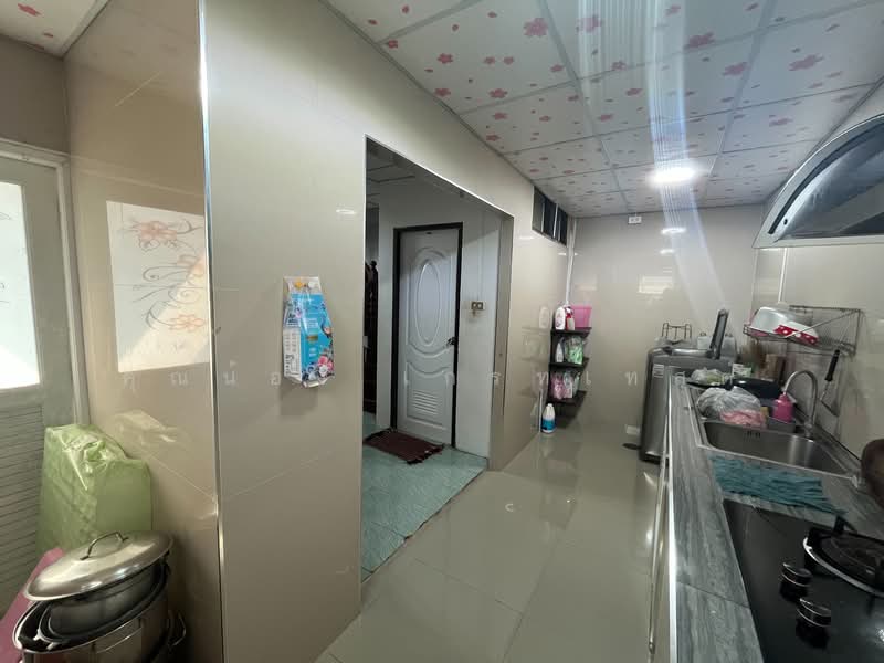 Chatnarong Villa 5 : ฉัตรณรงค์ วิลล่า 5, ปทุมธานี, Soi 15 ถนนลำลูกกา, บึงคำพร้อย, ลำลูกกา, ปทุมธานี, 96 ตร.ม., ทาวน์เฮ้าส์ ขาย, โดย คุณน้อง เกรทเทสต์, 500219001 - DDproperty.com